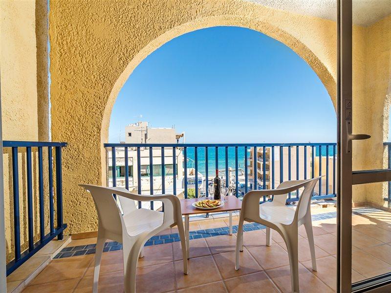 Icarus Suites & Apartments By "Lefkoniko" Rethymnon Exterior foto